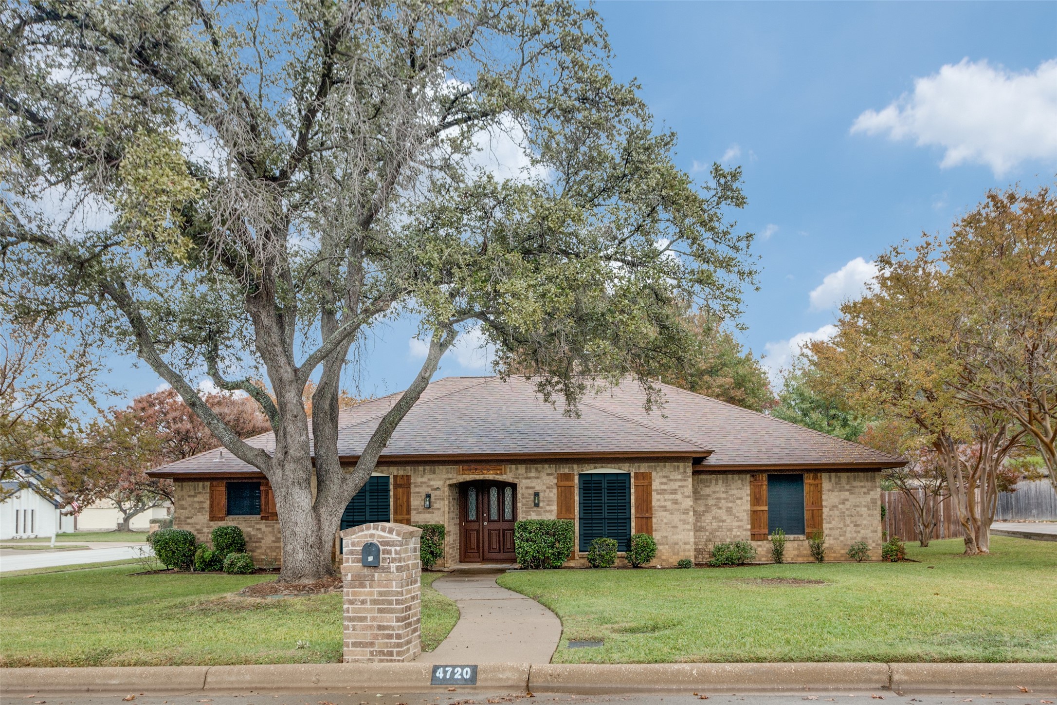 4720 Shady Lake Drive North Richland Hills TX 76180