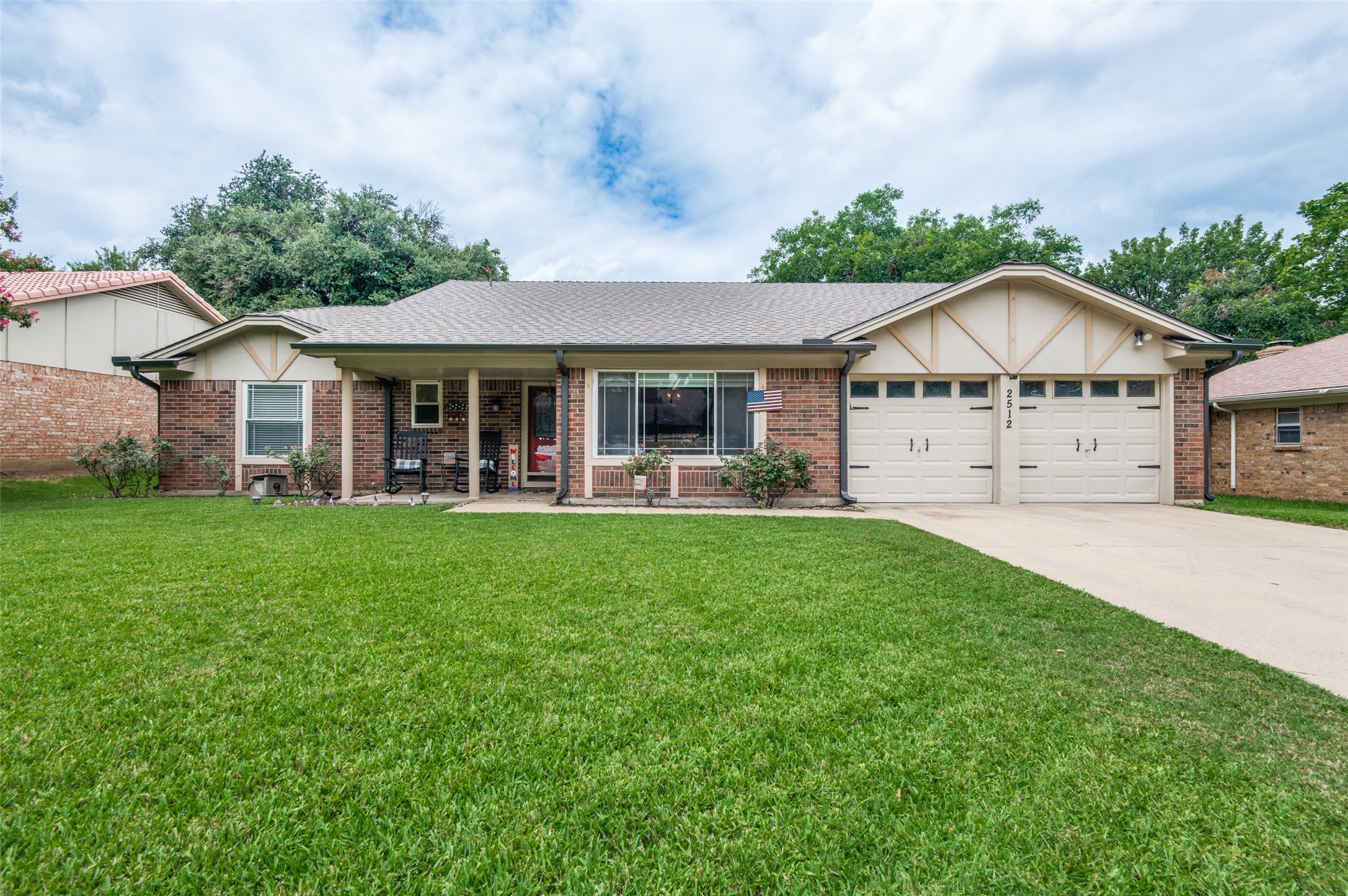 2512 Glassboro Circle Arlington TX 76015