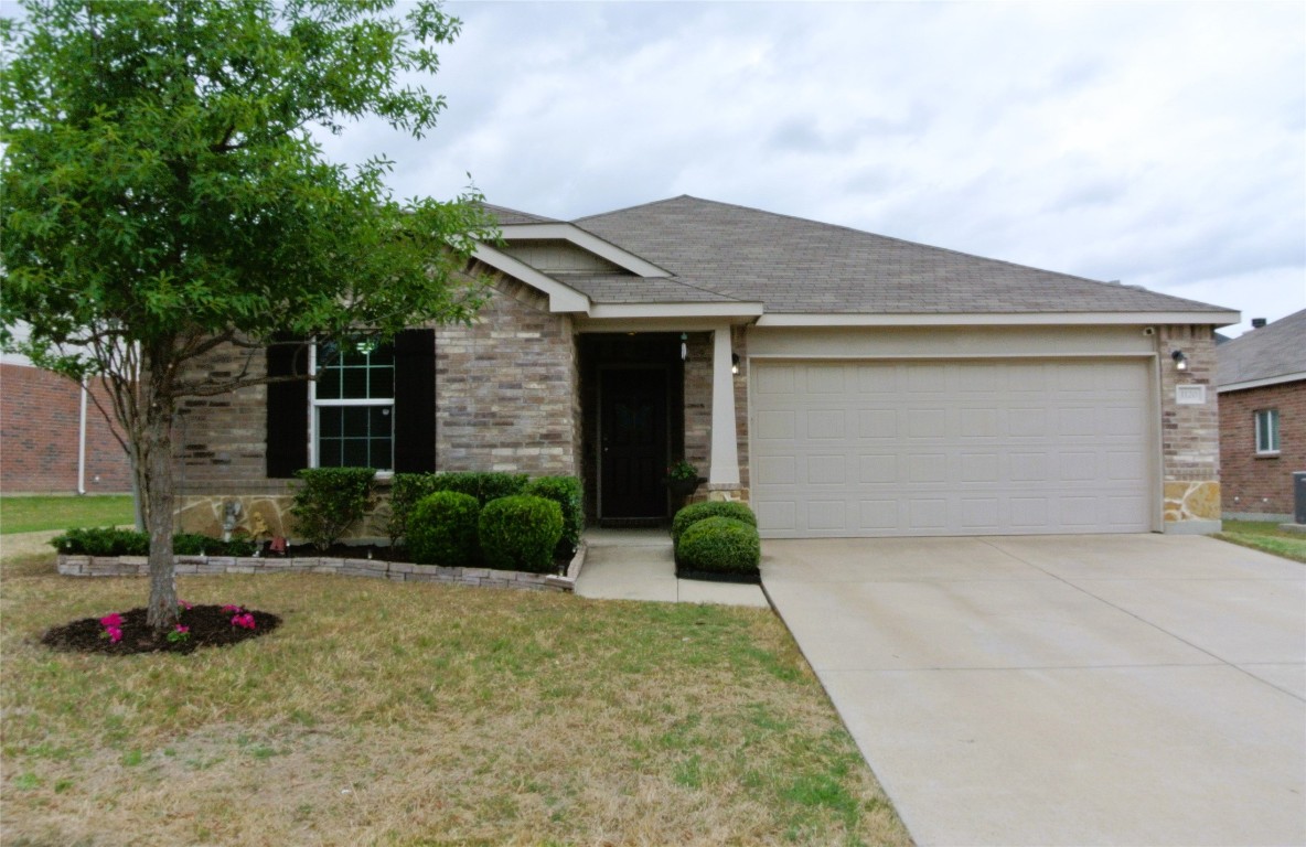 1120 Foxglove Lane Burleson TX 76028