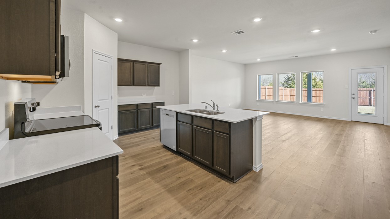 1810 Nestling Street Crandall TX 75114