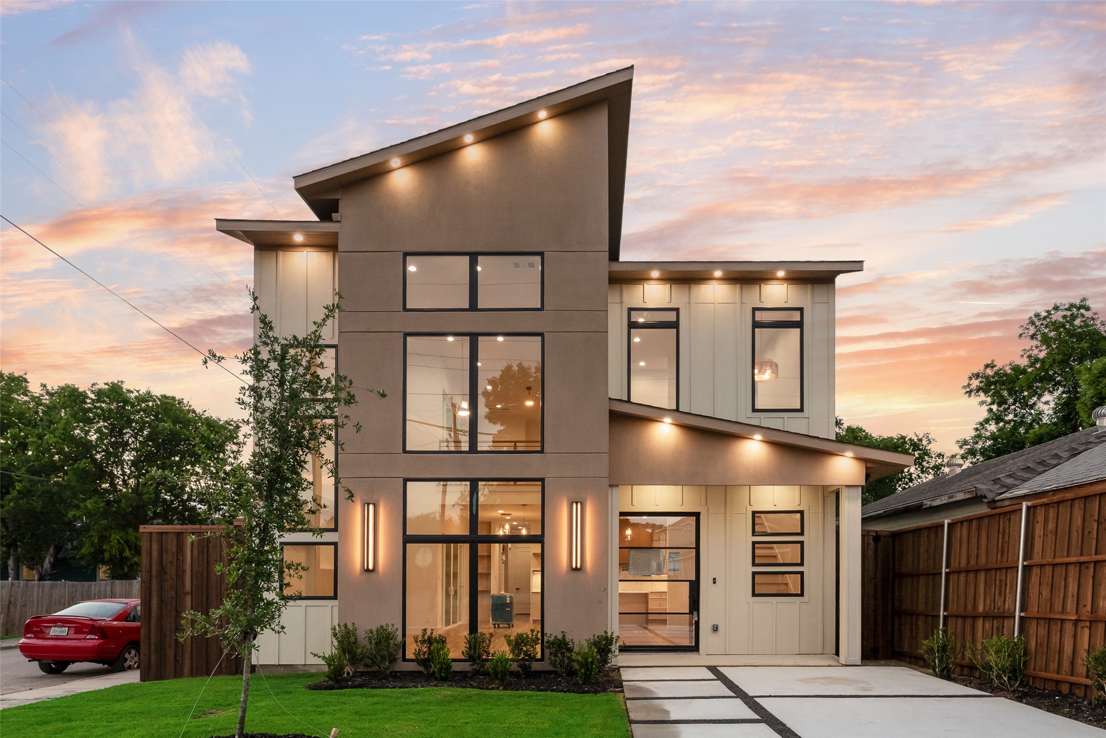 1527 Dennison Street Dallas TX 75212