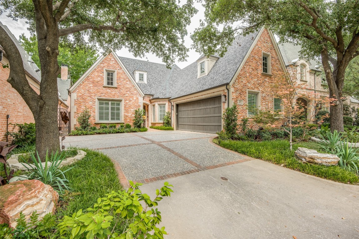 67 Abbey Woods Lane Dallas TX 75248