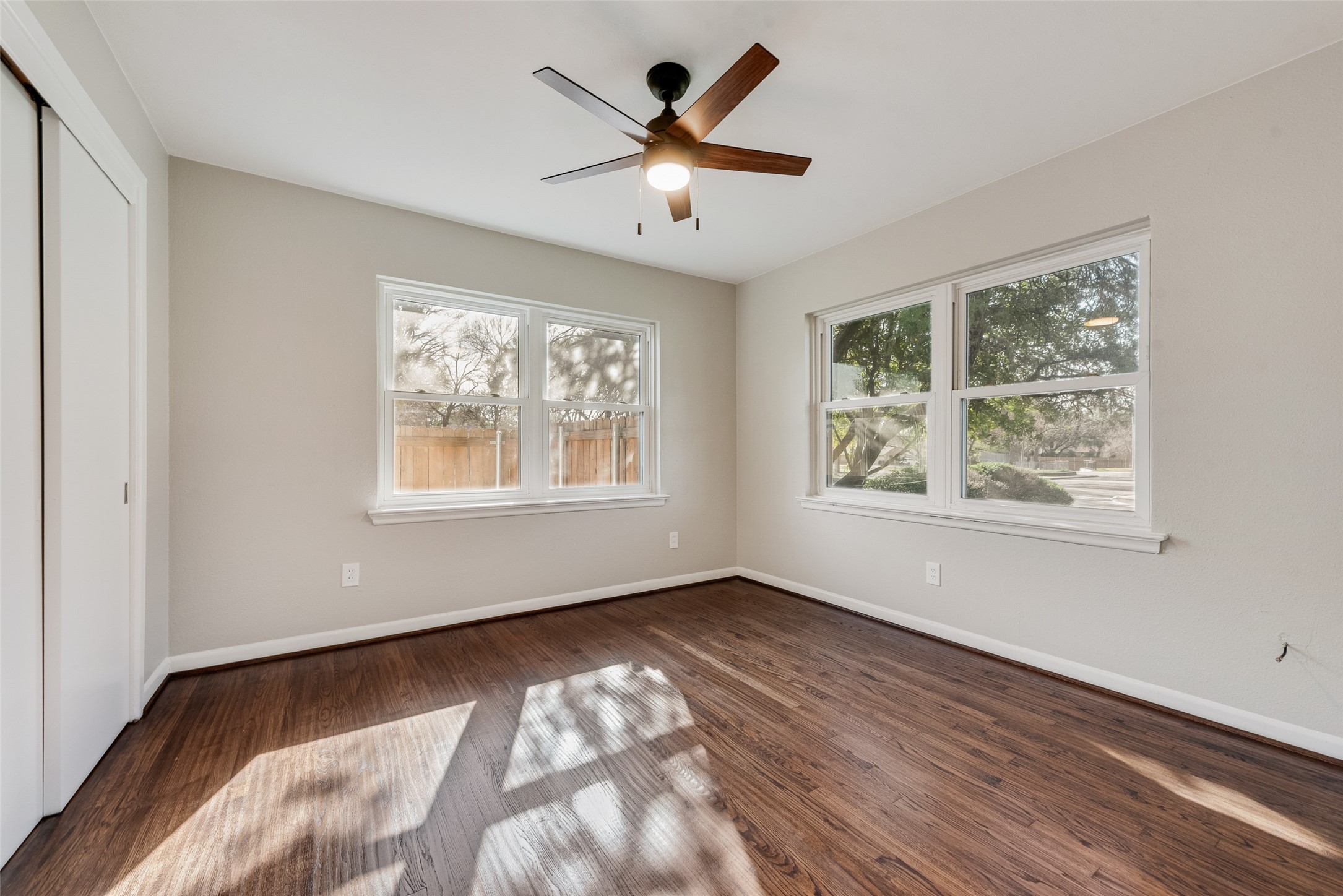 1502 Betsy Lane Irving TX 75061