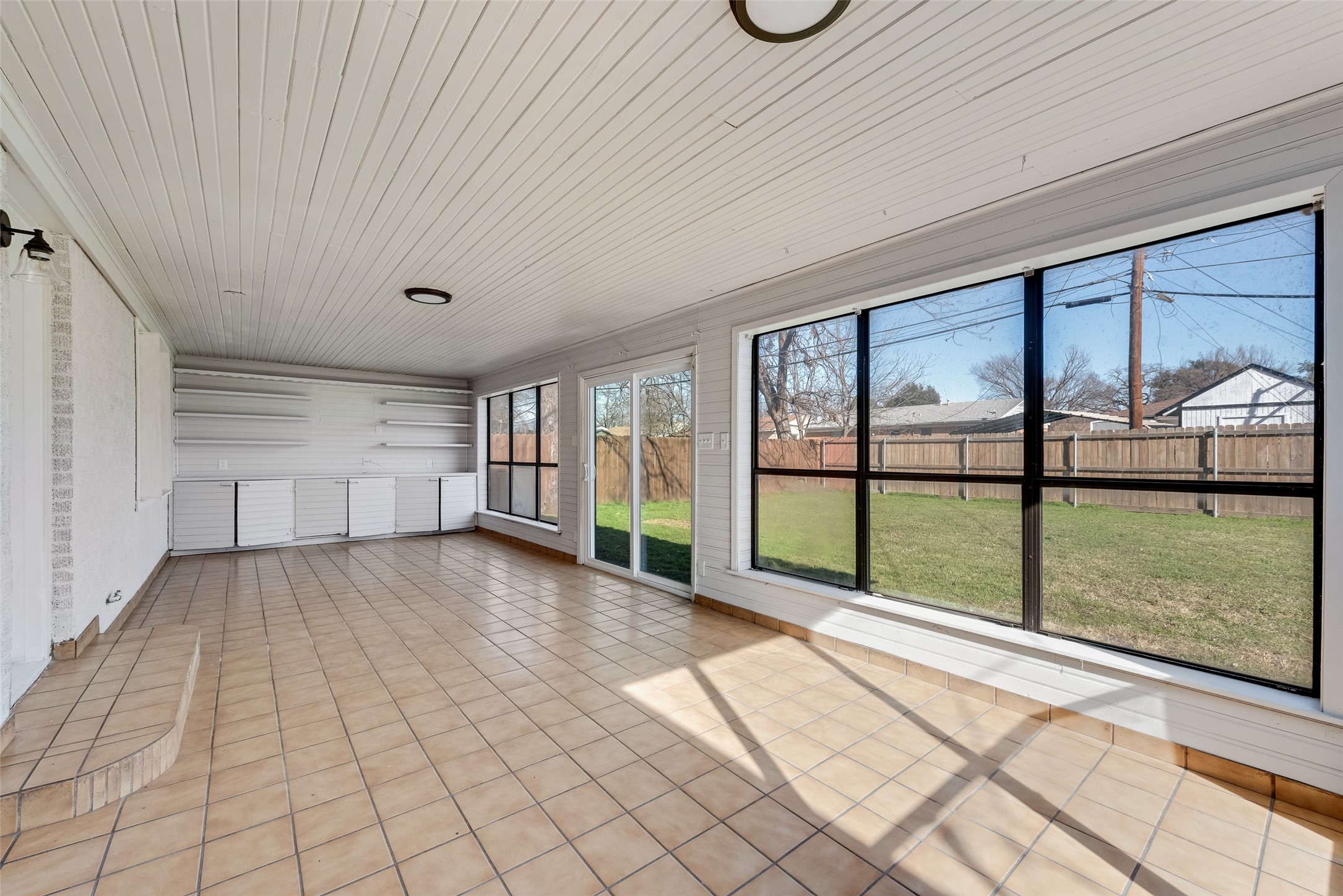 1502 Betsy Lane Irving TX 75061
