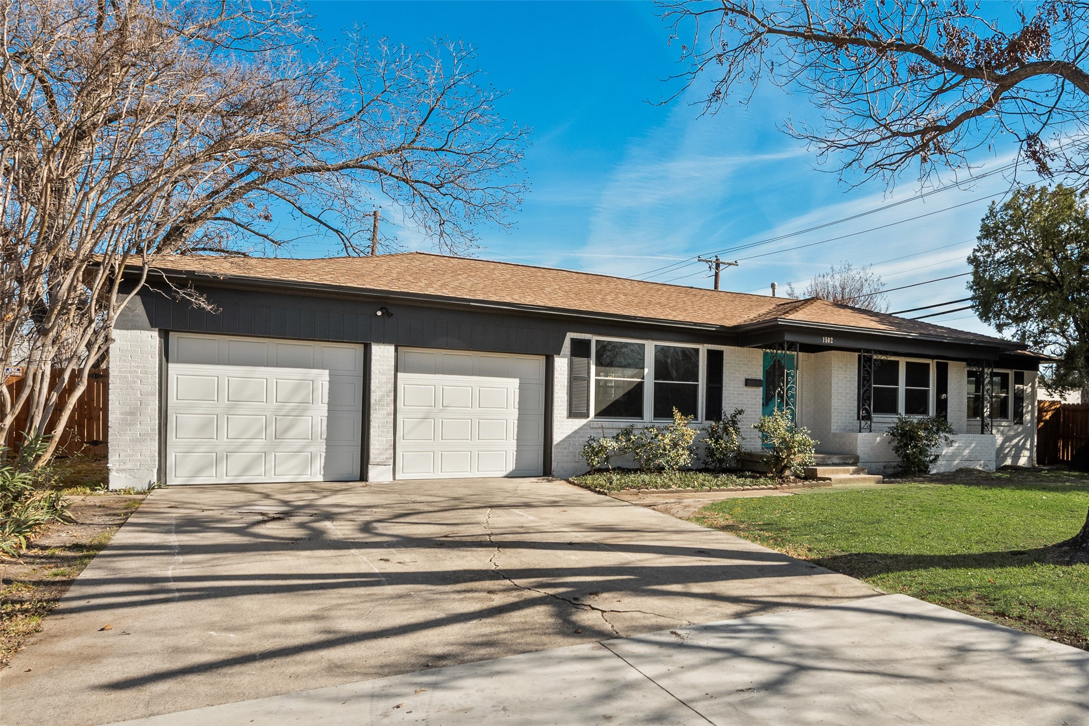 1502 Betsy Lane Irving TX 75061