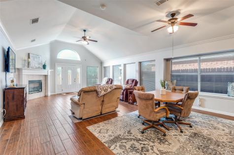 2620 Britany Circle Bedford TX 76022