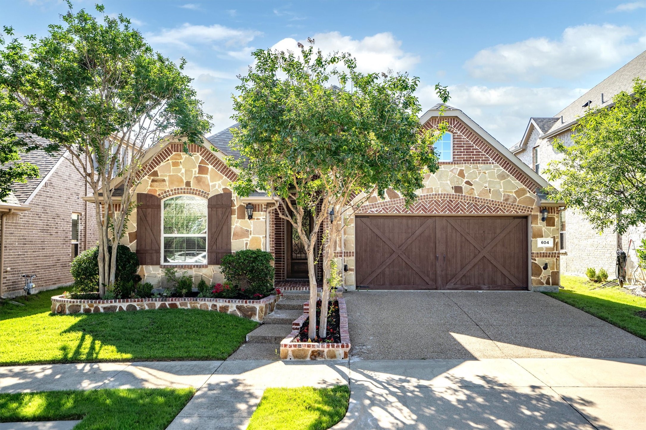 604 Satinwood Lane Euless TX 76039