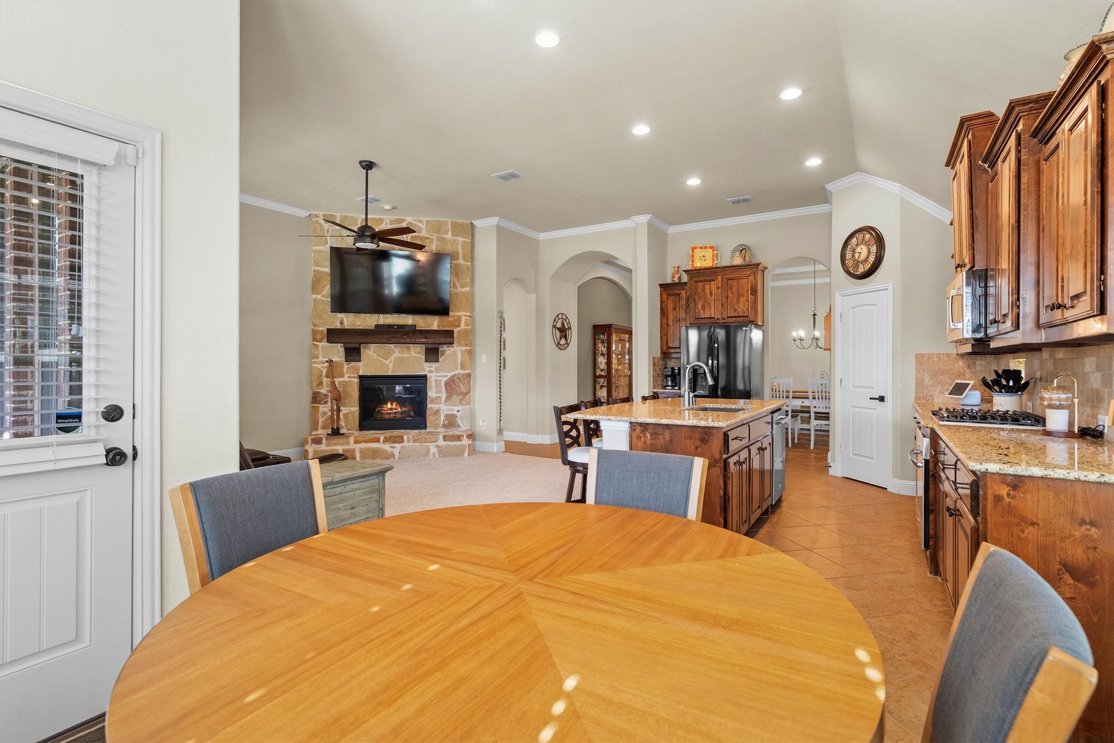 604 Satinwood Lane Euless TX 76039