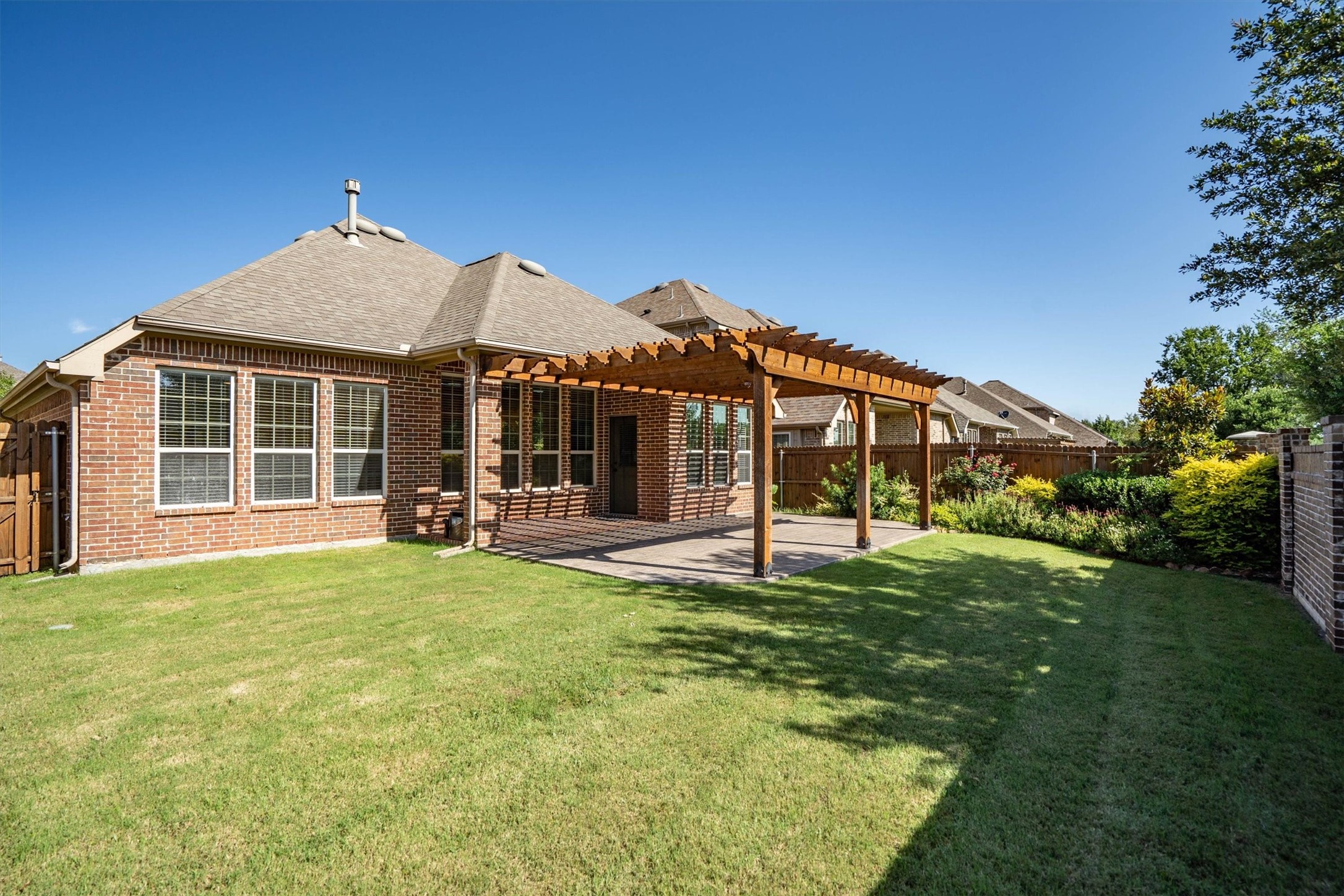 604 Satinwood Lane Euless TX 76039