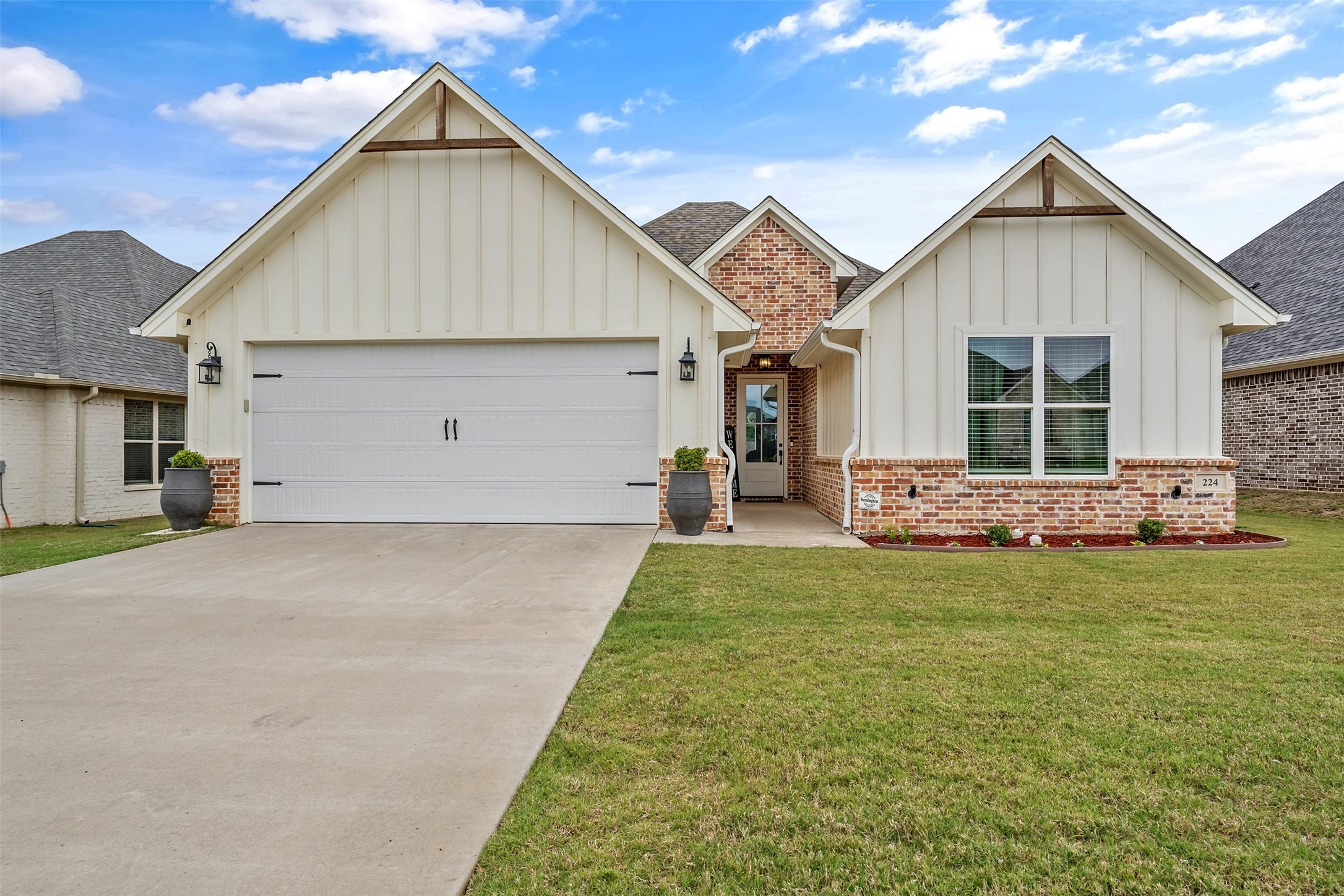224 Kaul Bullard TX 75757