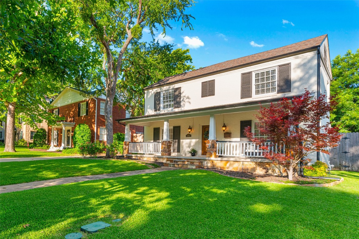2552 Boyd Avenue Fort Worth TX 76109