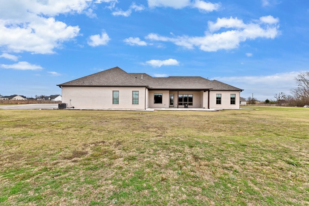 580 County Road 3422 Wills Point TX 75169