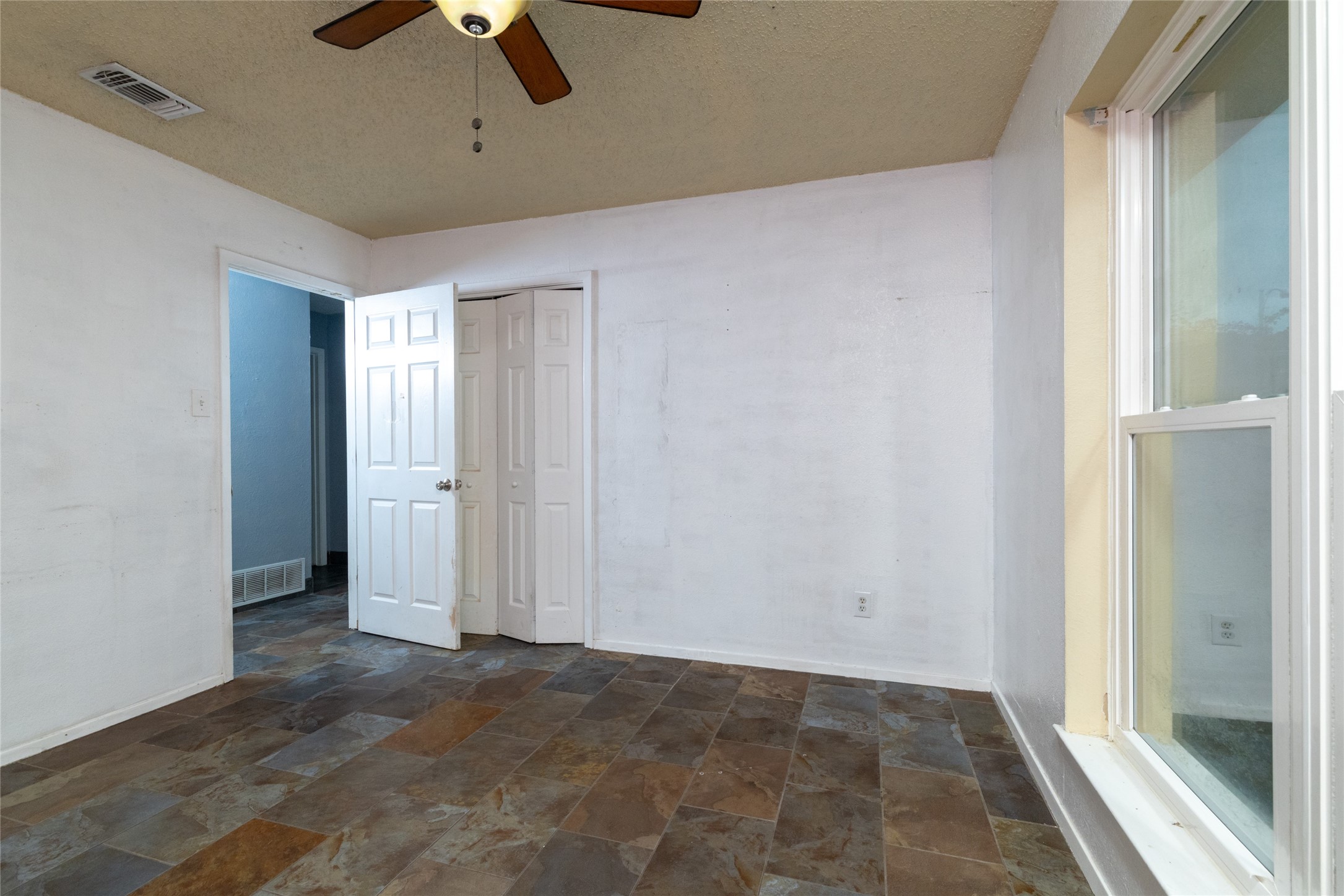 400 Indian Crest Drive Saginaw TX 76179