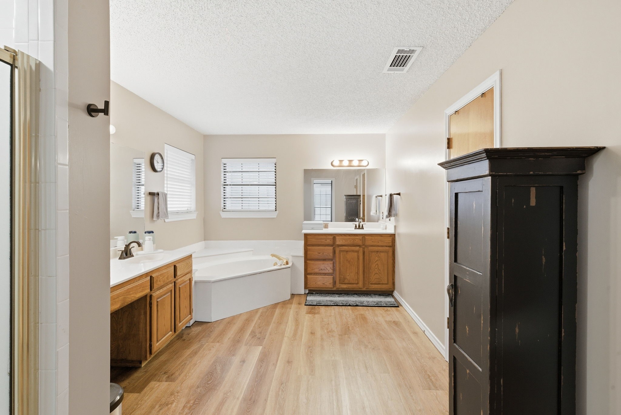 1936 Spinnaker Lane Azle TX 76020