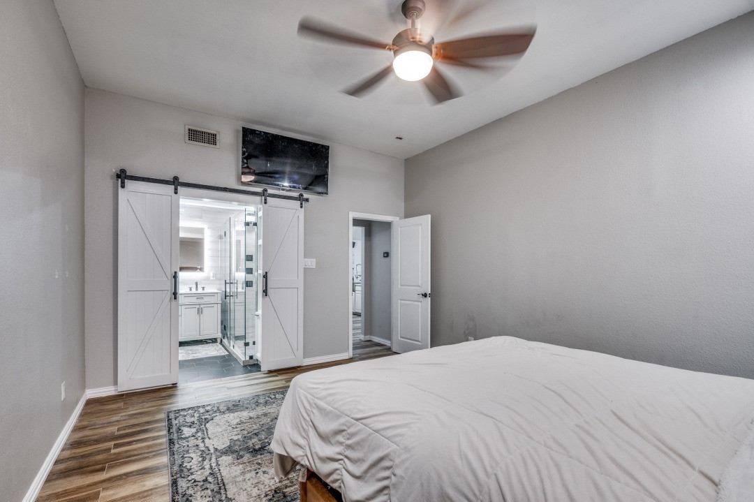 5005 Bradley Lane Arlington TX 76017