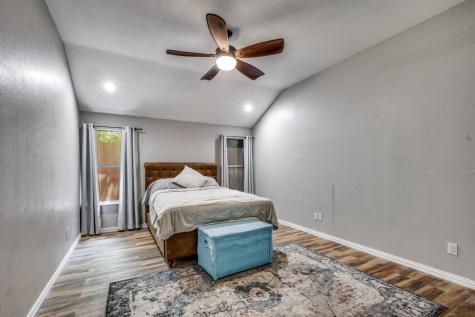5005 Bradley Lane Arlington TX 76017