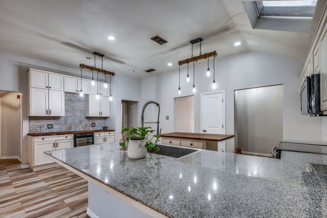 5005 Bradley Lane Arlington TX 76017