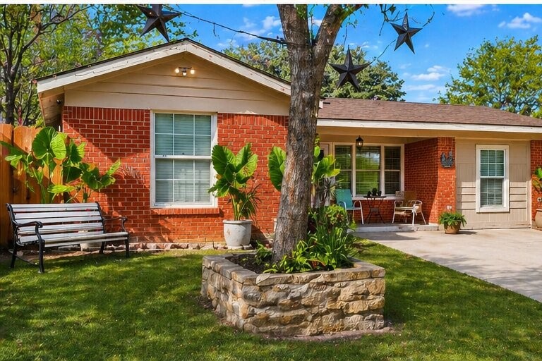 3404 Livingston Avenue Fort Worth TX 76110