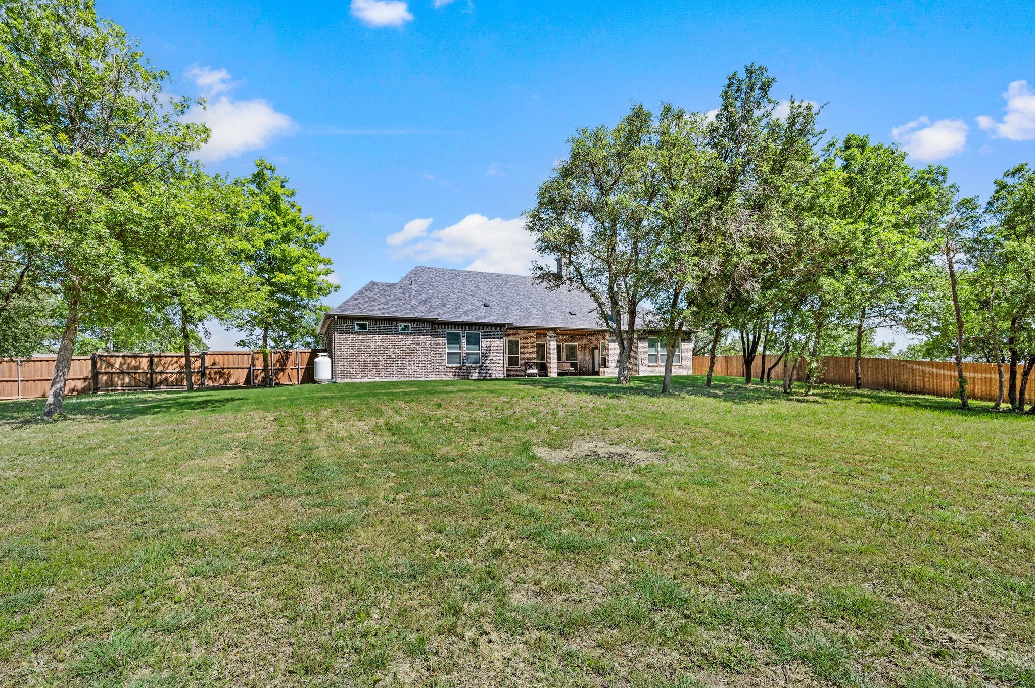 200 Clayton Crossing Springtown TX 76082