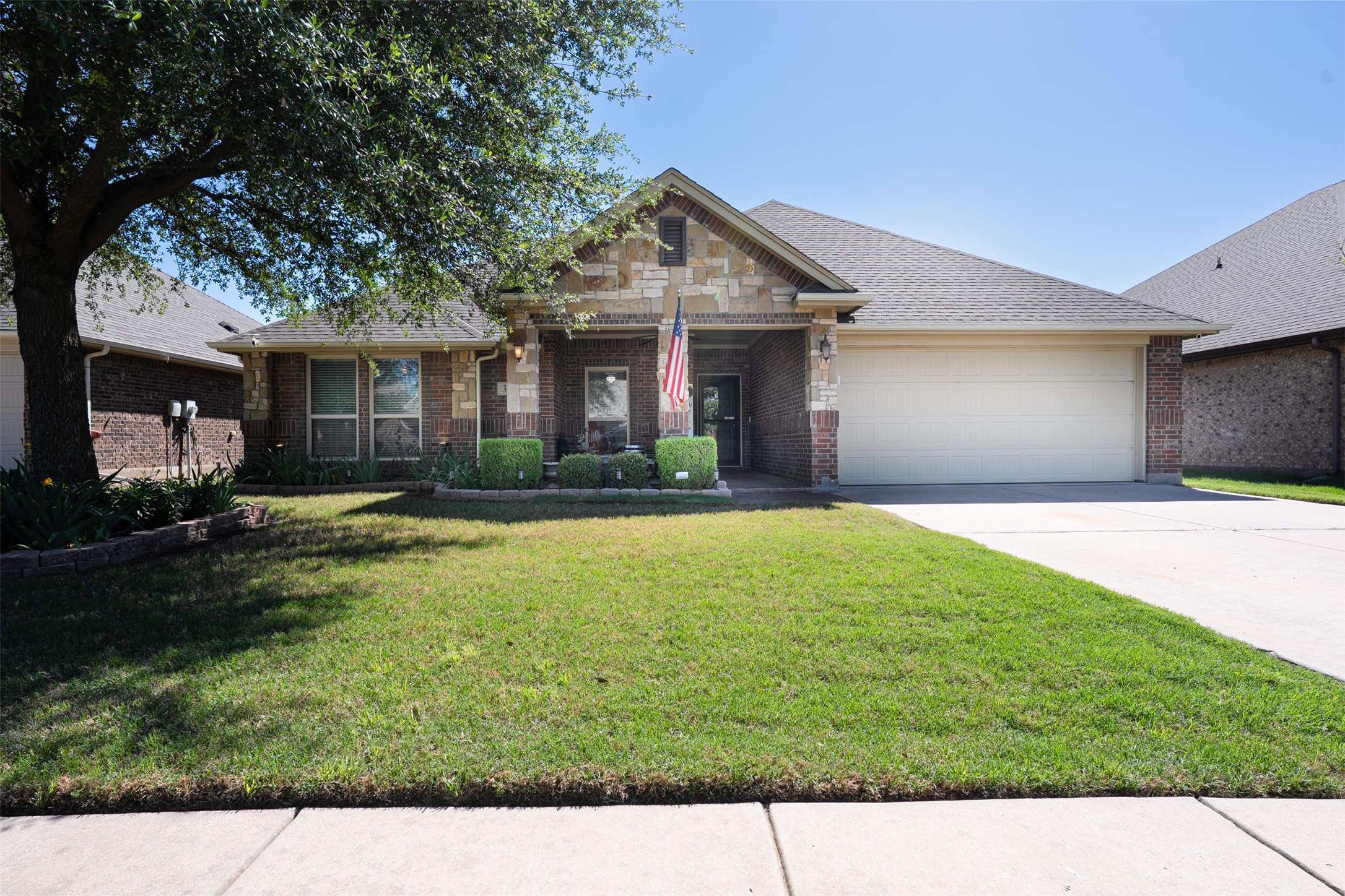 321 Delaware Street Burleson TX 76028