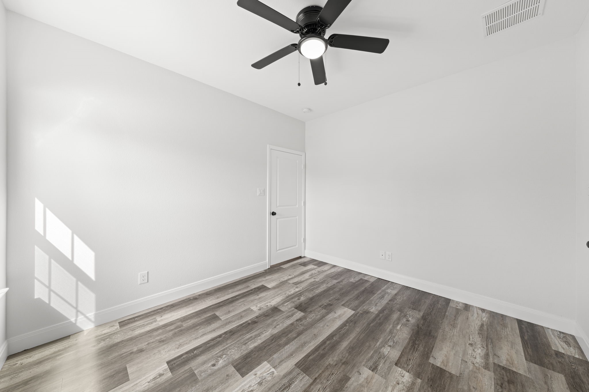 510 Washington Street Ennis TX 75119