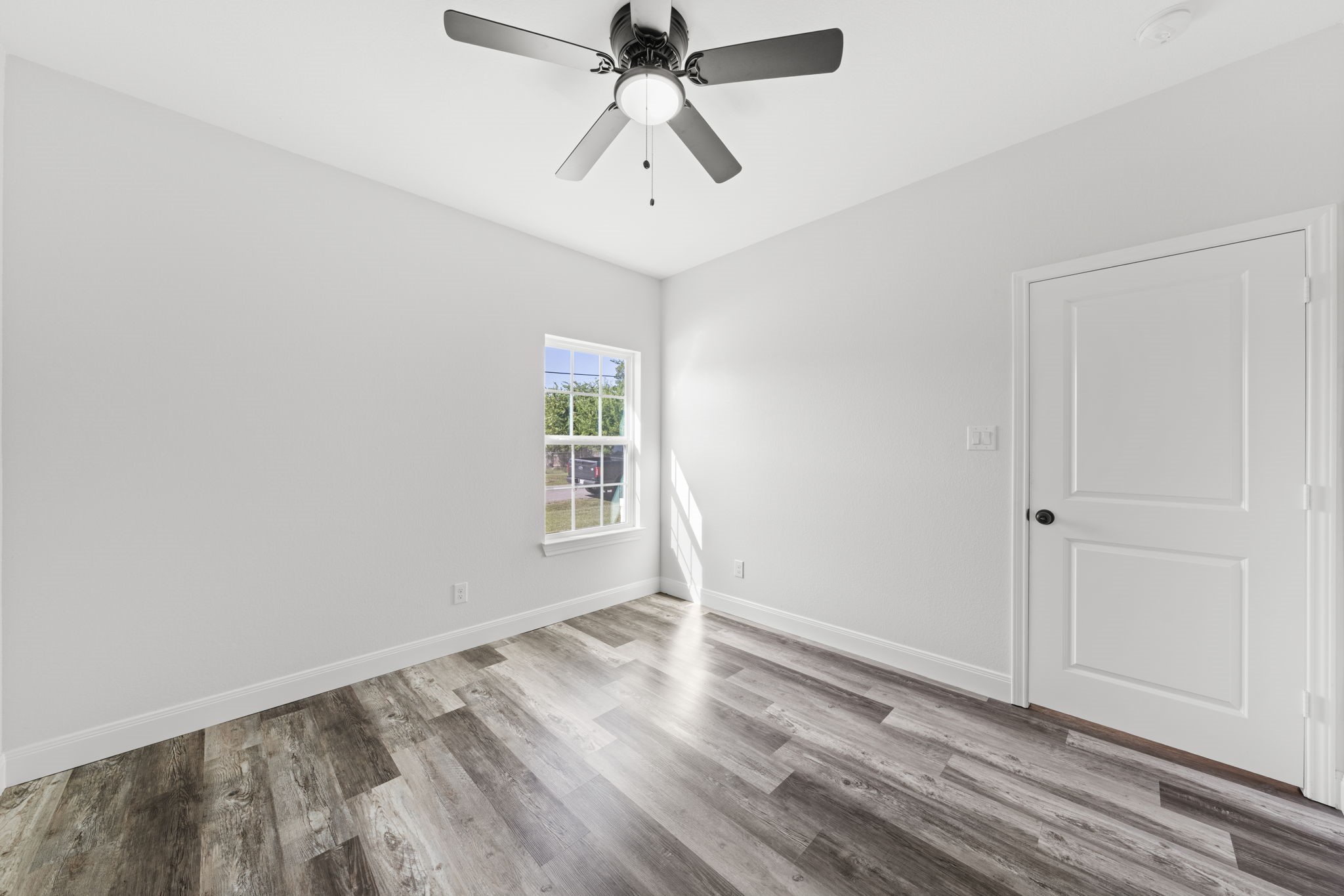 510 Washington Street Ennis TX 75119