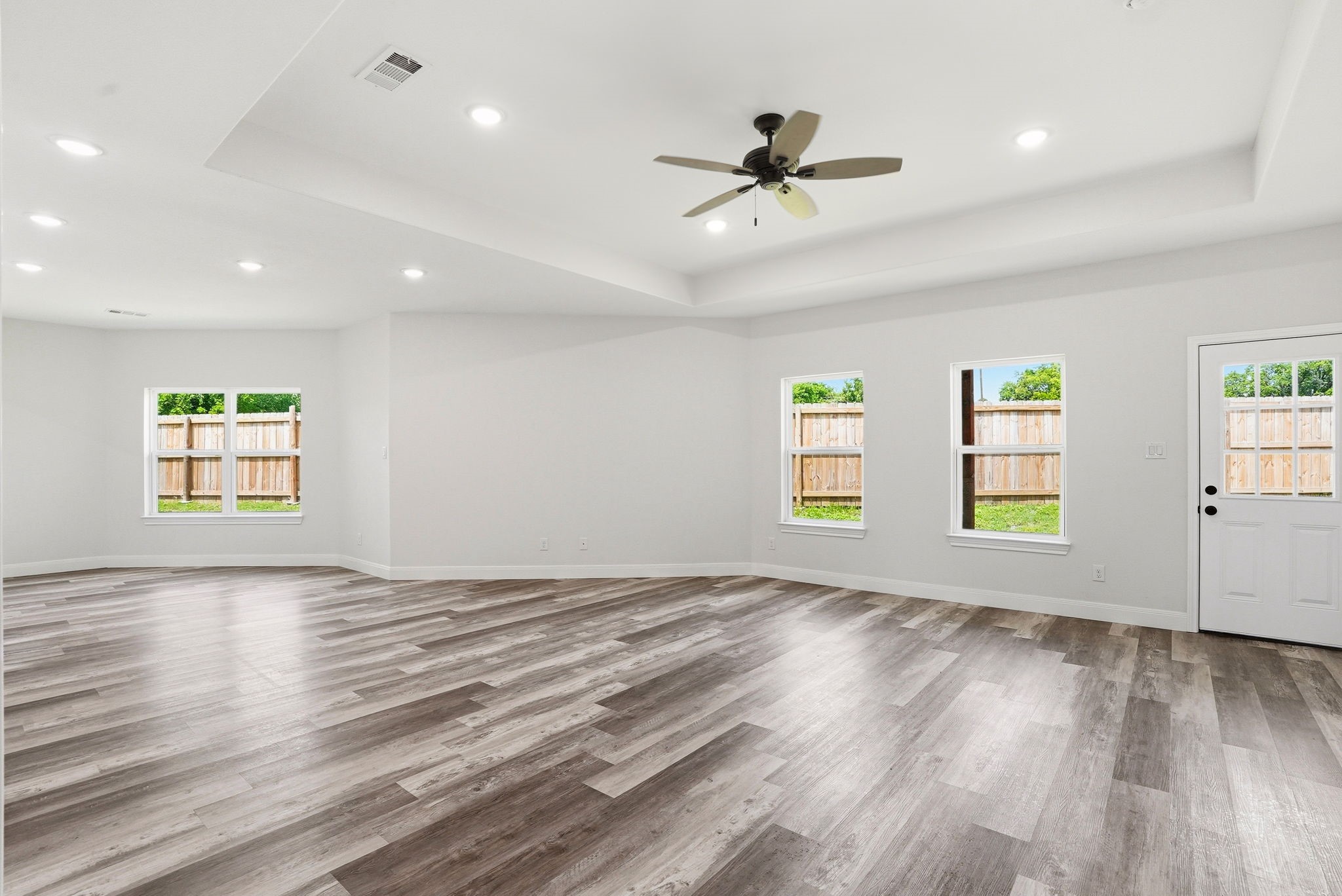 510 Washington Street Ennis TX 75119