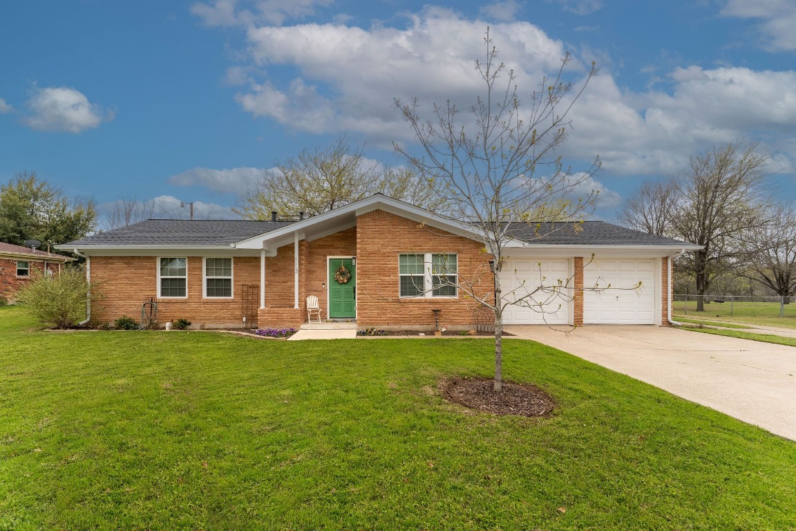 113 N Willow Street Mansfield TX 76063