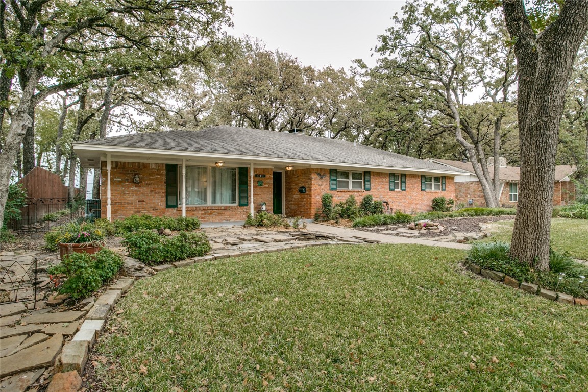 919 Lane Street Irving TX 75061