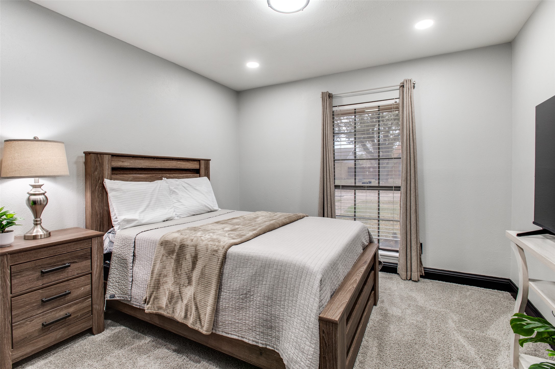2034 Lewis Trail Grand Prairie TX 75052