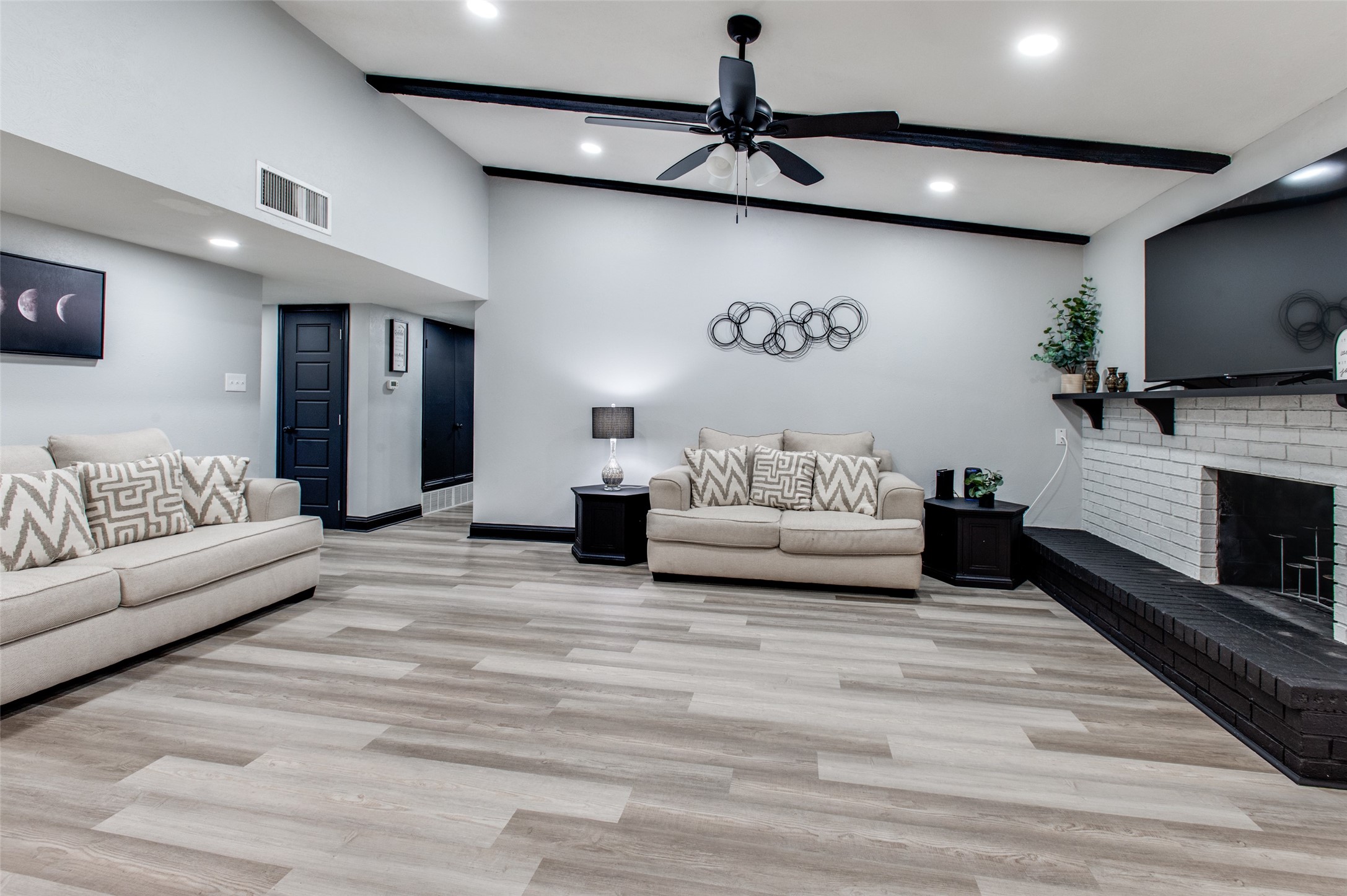 2034 Lewis Trail Grand Prairie TX 75052