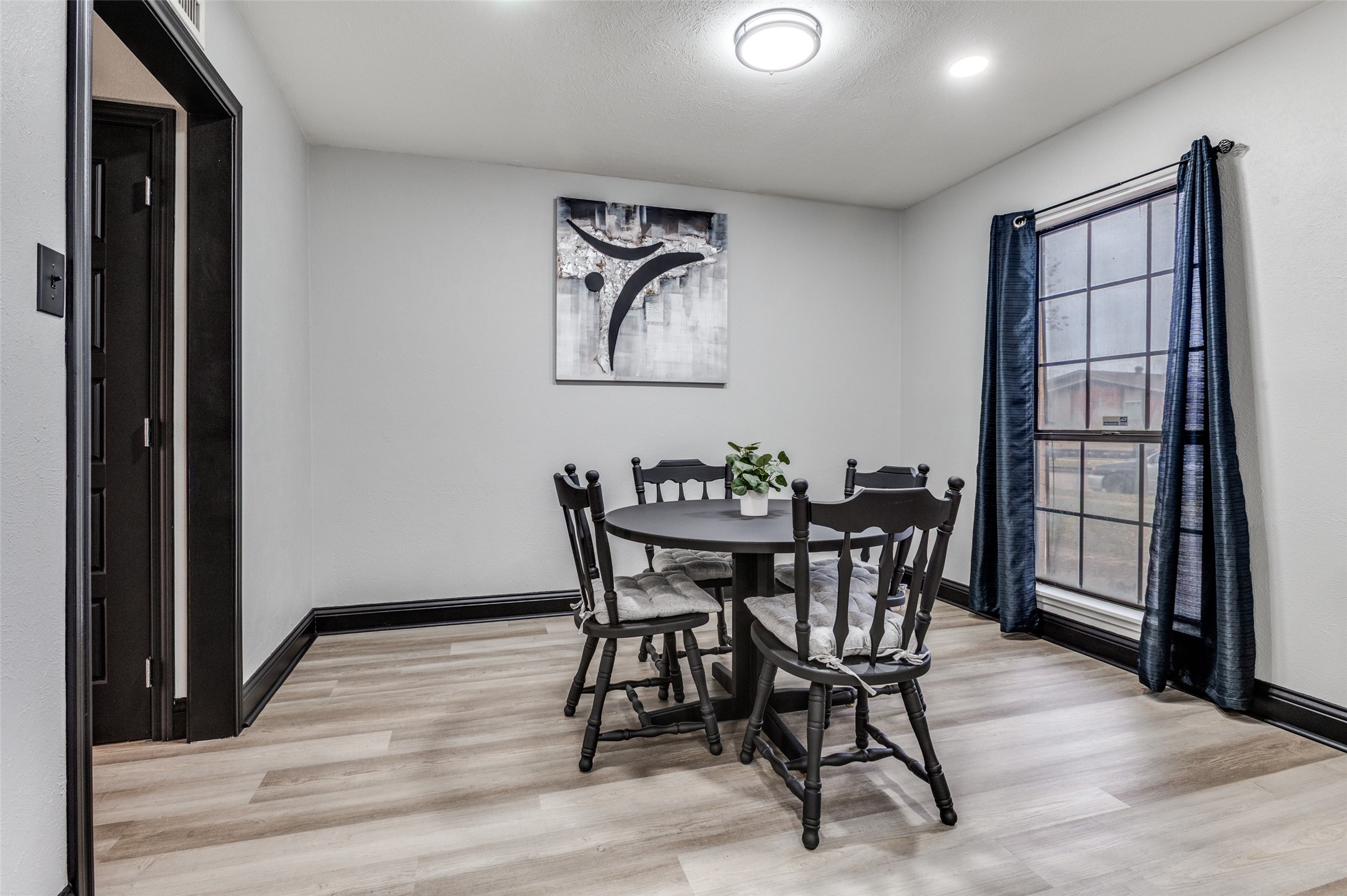 2034 Lewis Trail Grand Prairie TX 75052