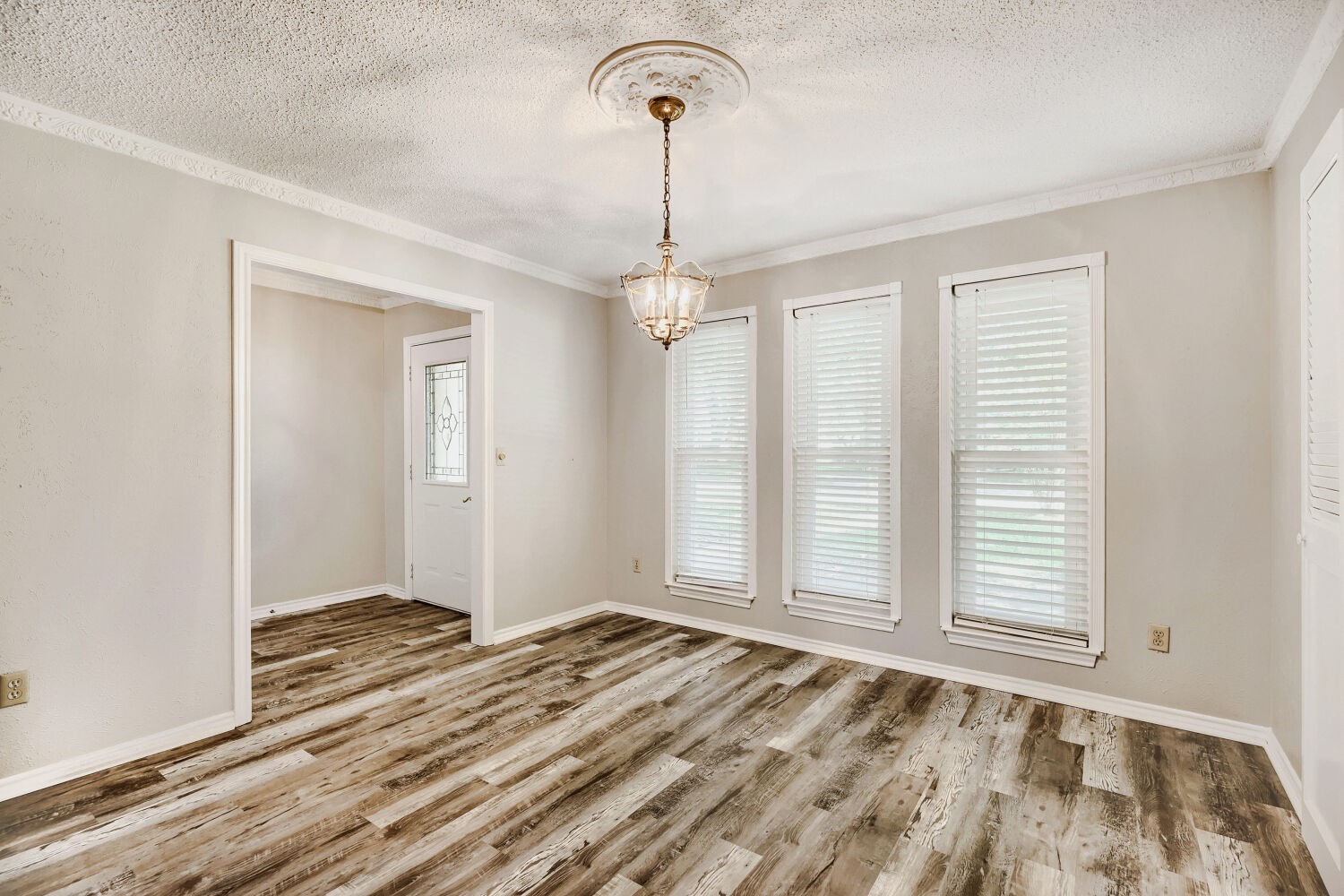 3201 Winchester Drive Plano TX 75075