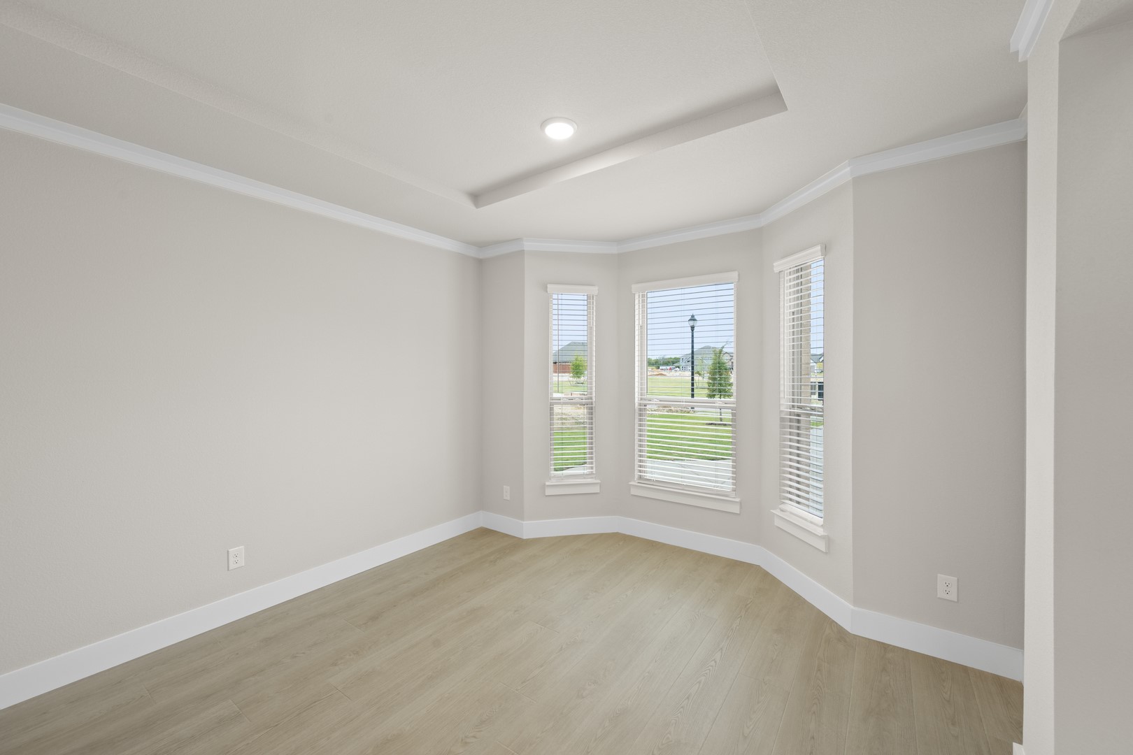 1822 Whisperwood Midlothian TX 76065