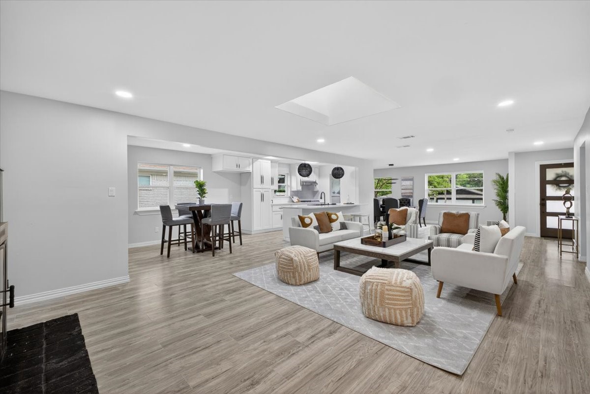 3330 Sharpview Lane Dallas TX 75228