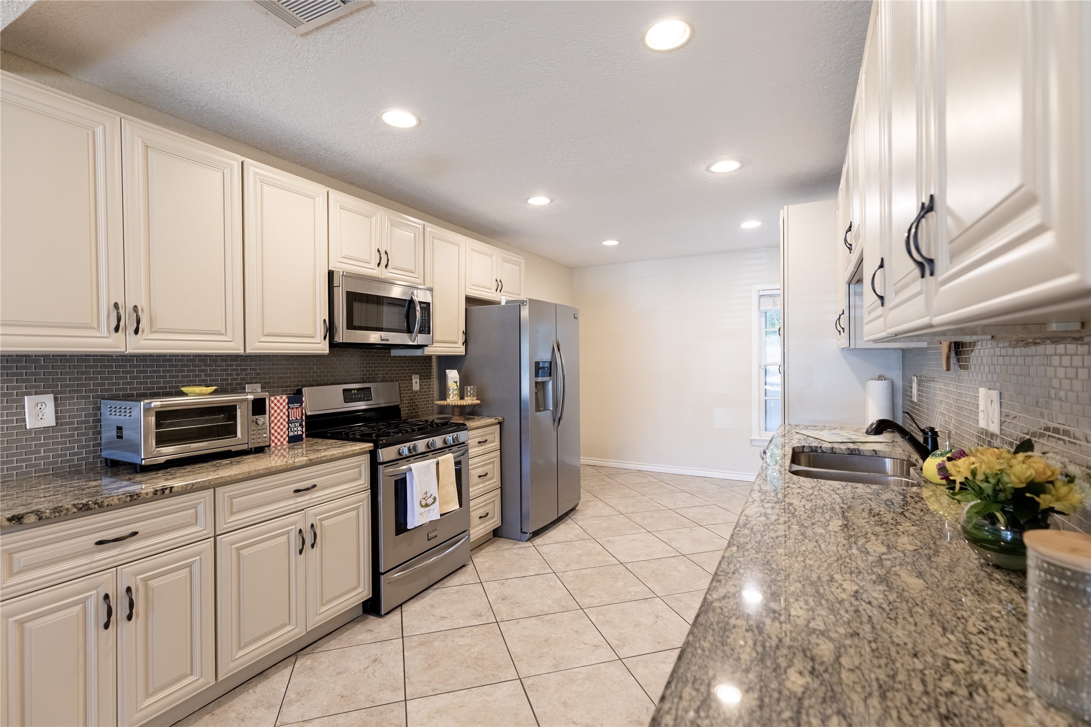 3509 Rogers Avenue Fort Worth TX 76109