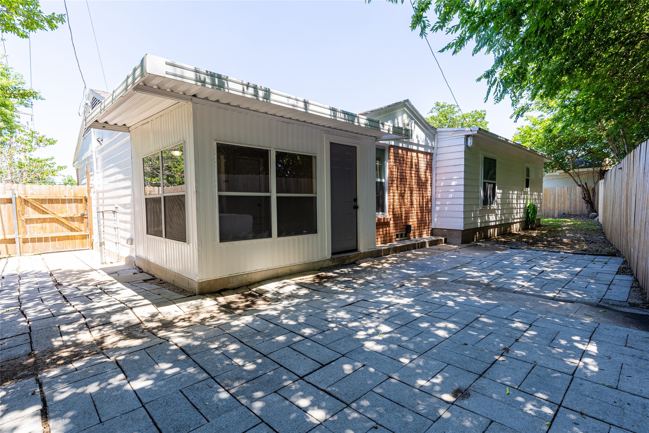 3509 Rogers Avenue Fort Worth TX 76109