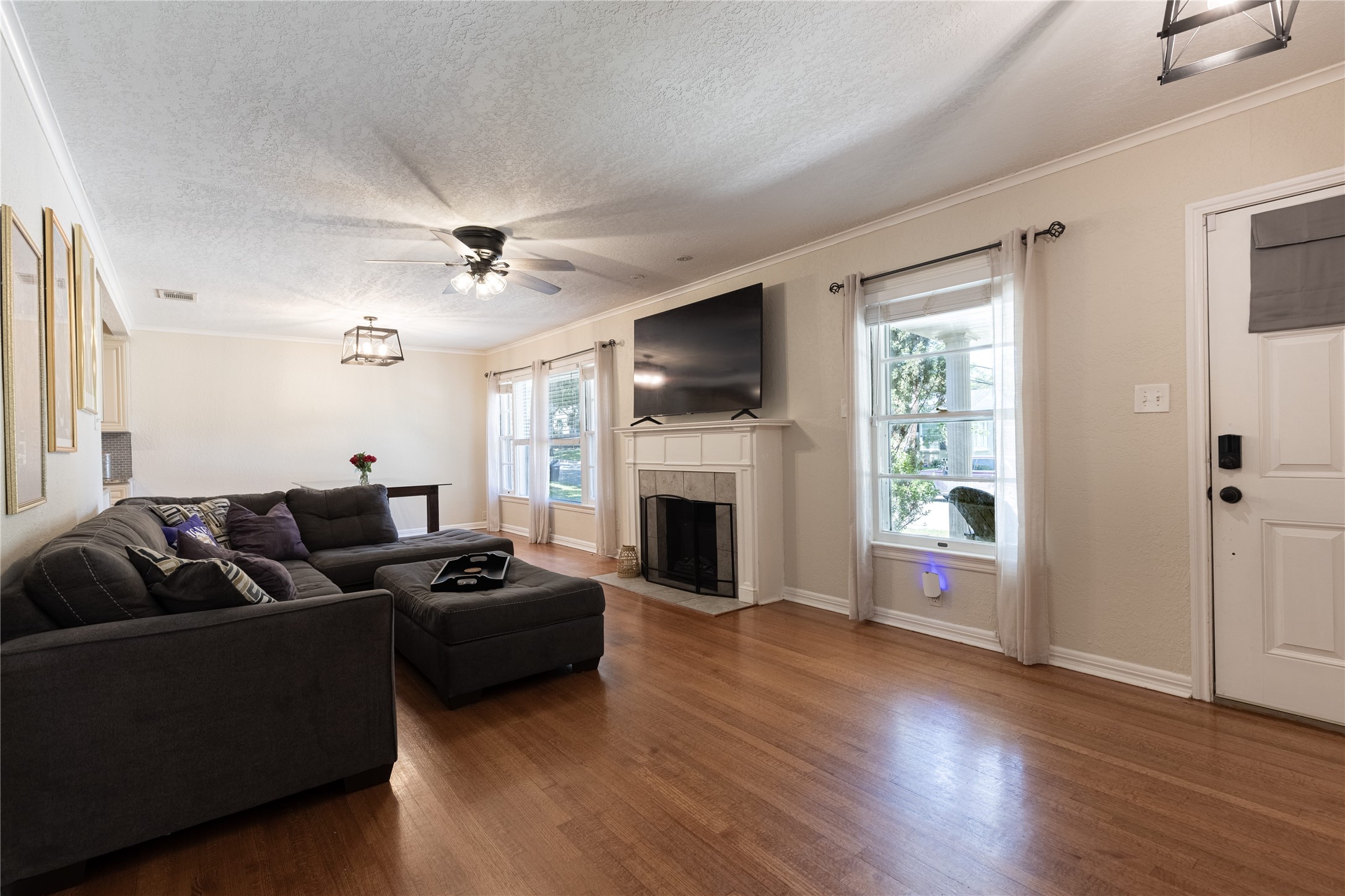 3509 Rogers Avenue Fort Worth TX 76109