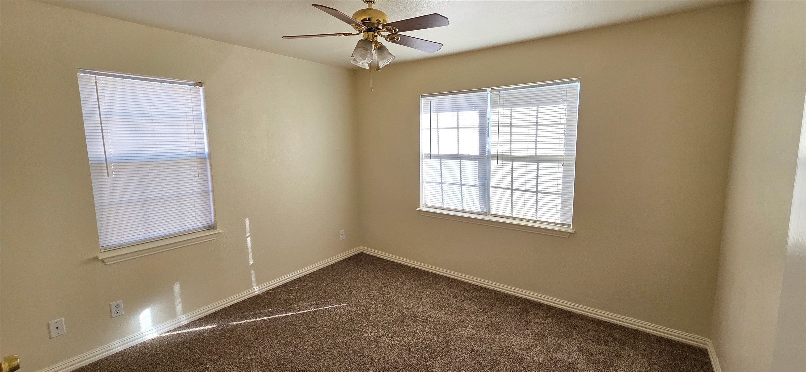 1348 E Anthony Street Fort Worth TX 76115