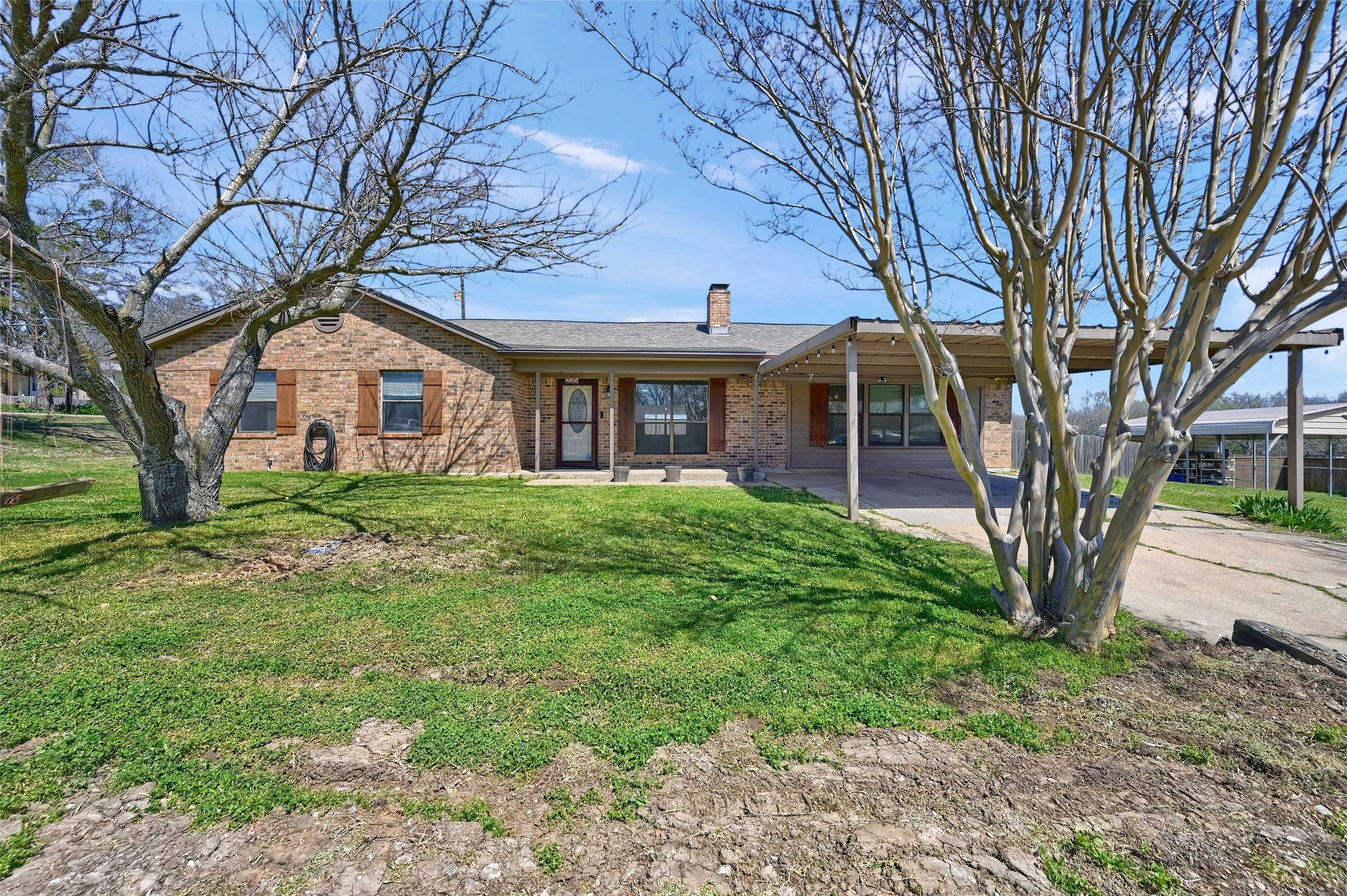 205 W Sherman Street Bells TX 75414