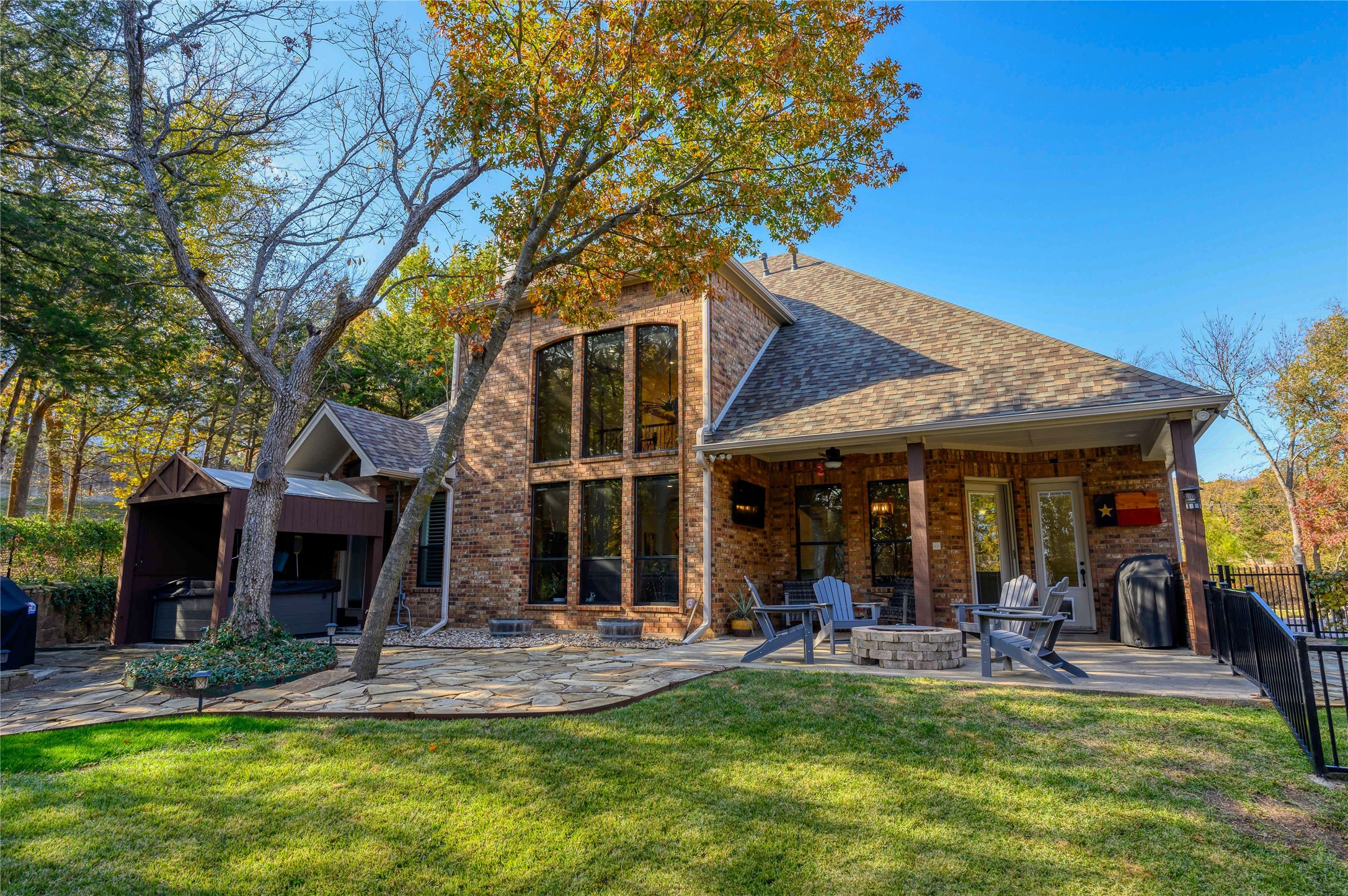 588 Lakepoint Loop Pottsboro TX 75076