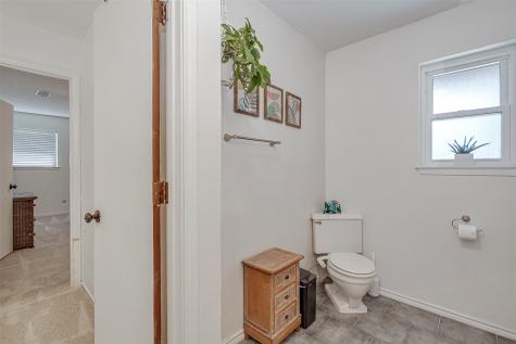 1910 New Castle Court Arlington TX 76013