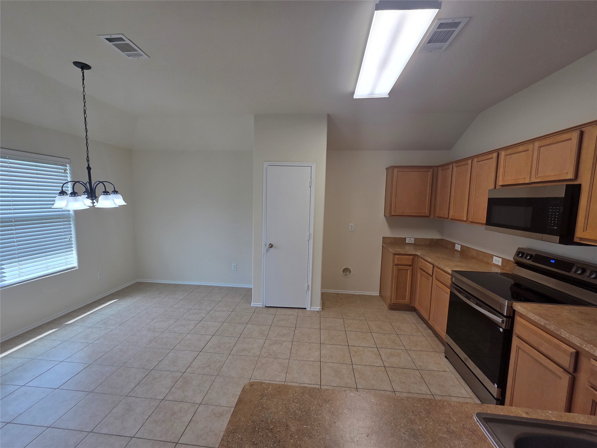 7821 Red Spring Road Dallas TX 75241