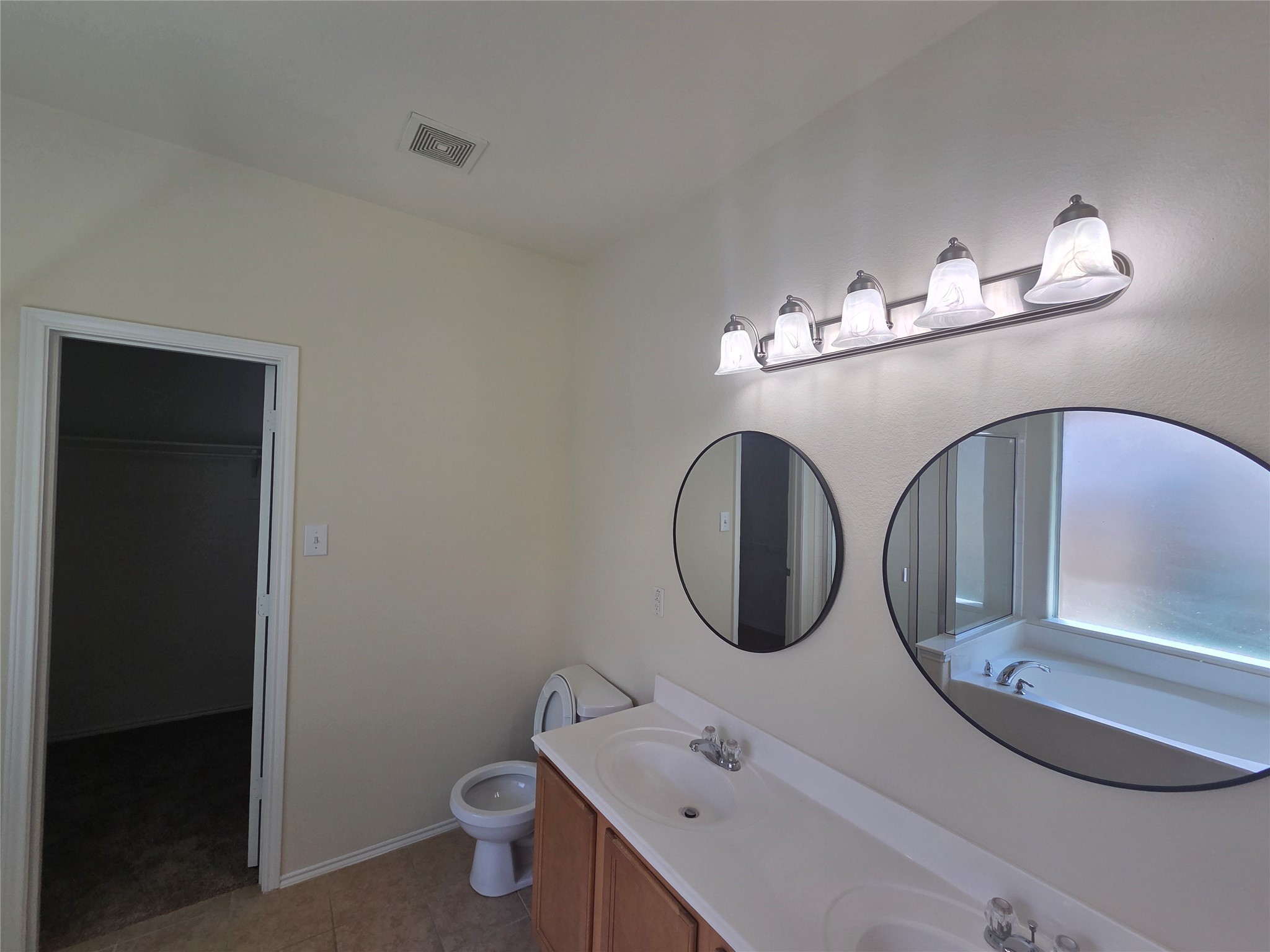 7821 Red Spring Road Dallas TX 75241