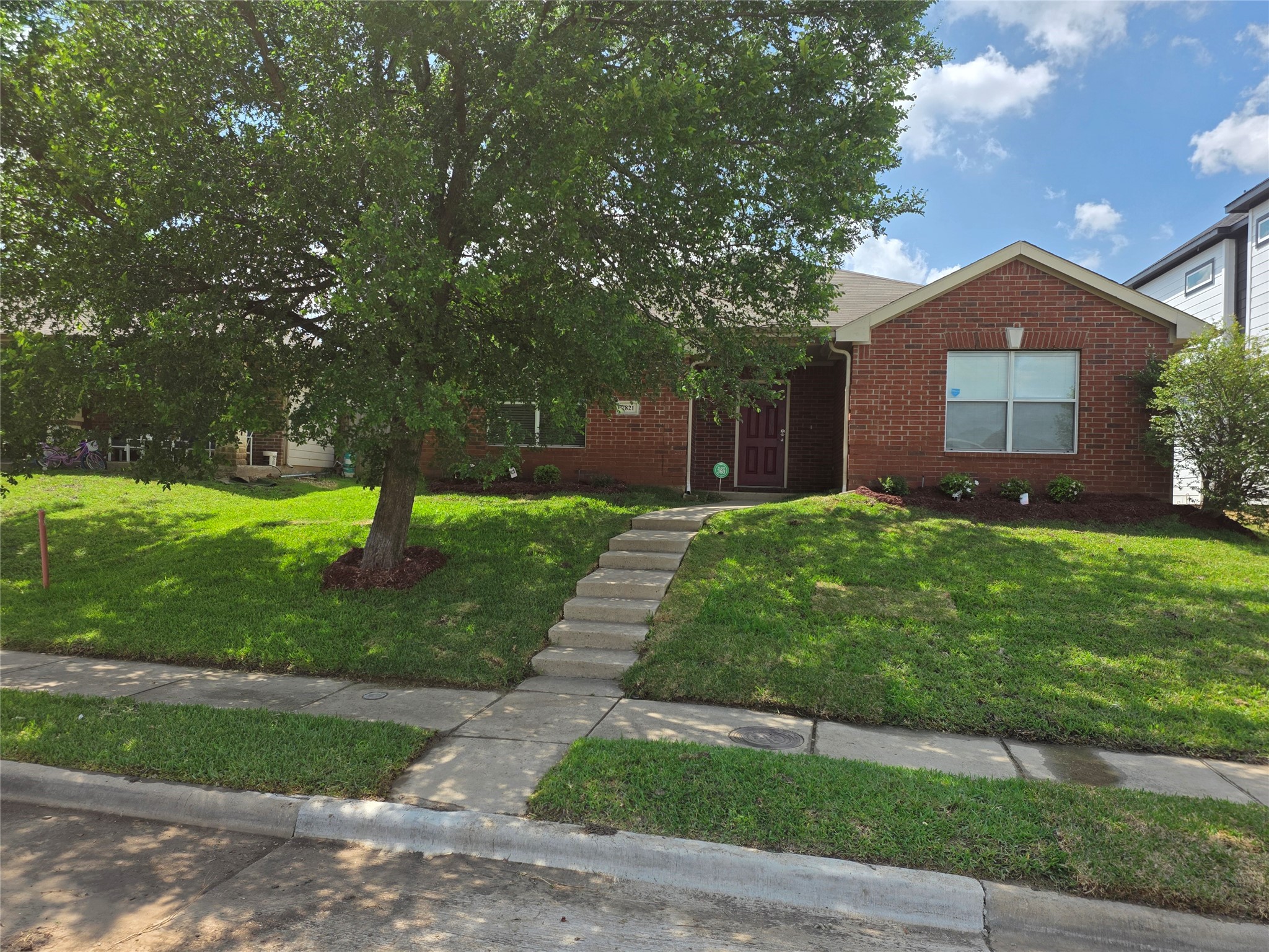 7821 Red Spring Road Dallas TX 75241