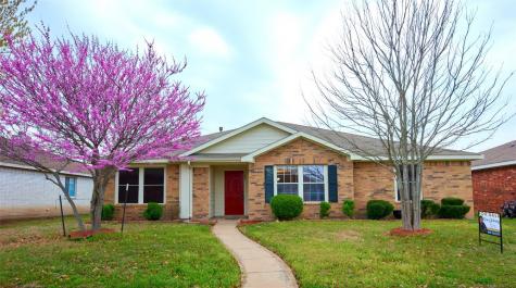 108 Palm Drive Lancaster TX 75146