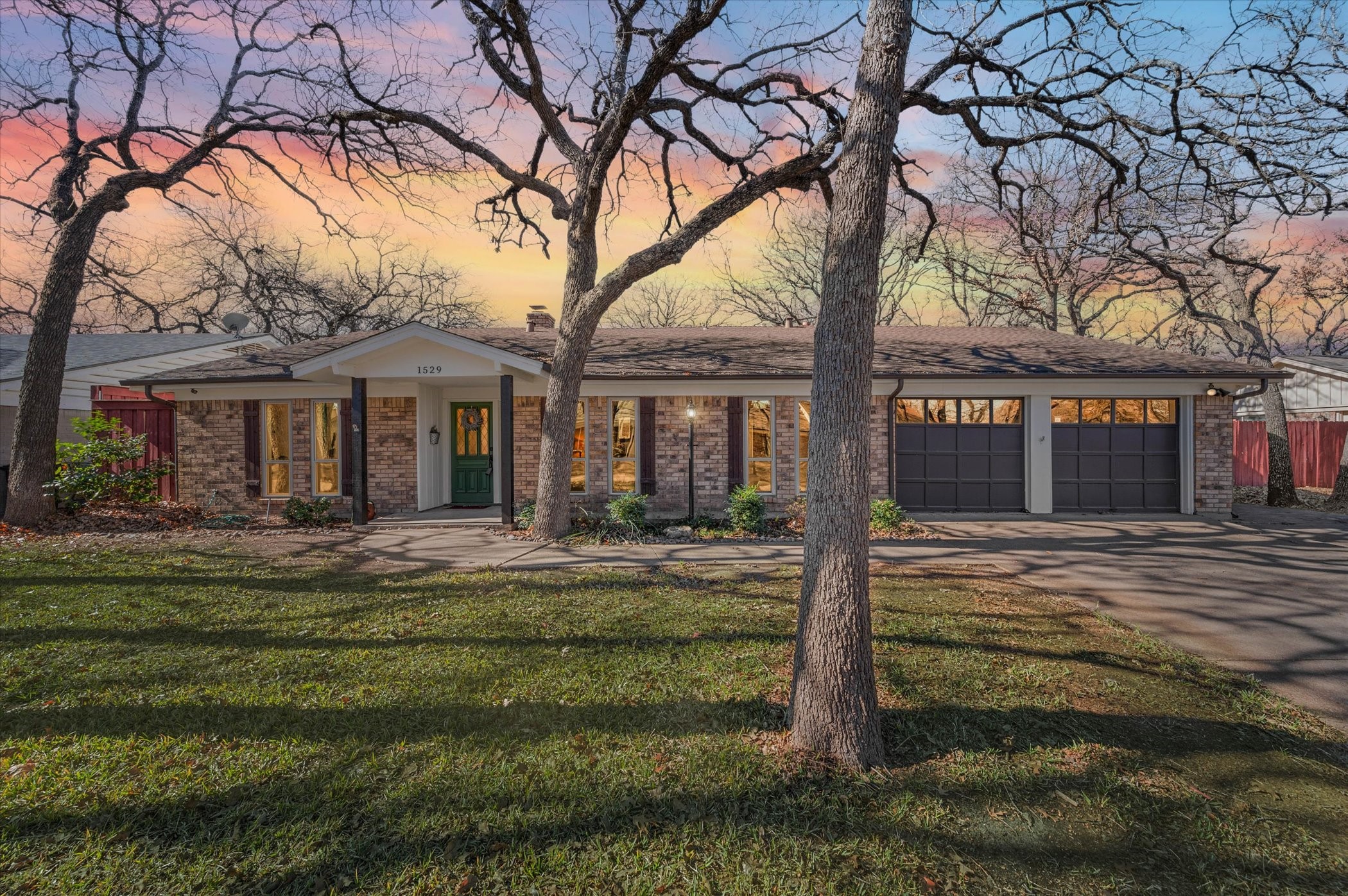 1529 Oak Creek Drive Hurst TX 76054