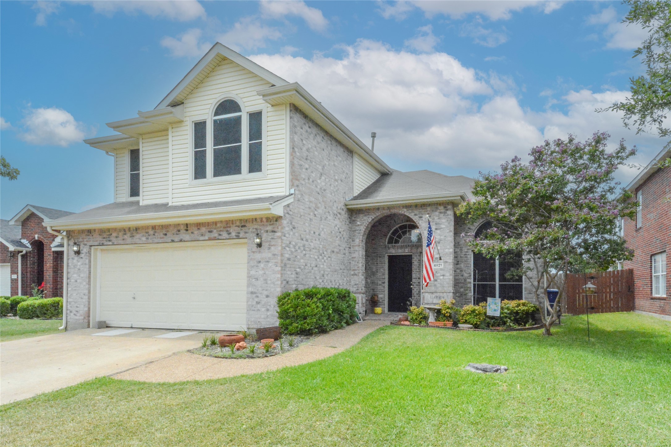 4821 Worthing Drive Garland TX 75043