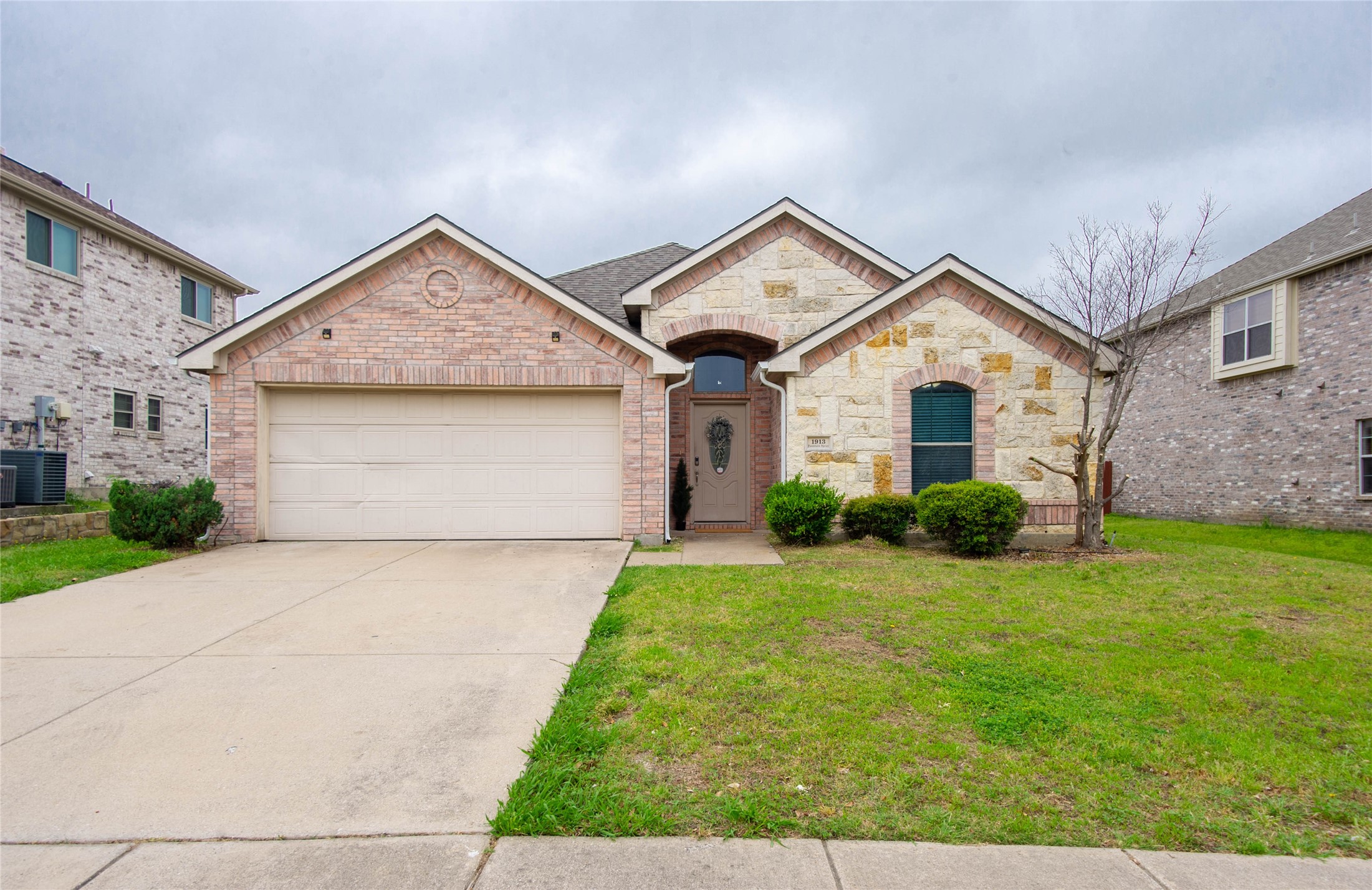 1913 Fountain Spray Drive Wylie TX 75098