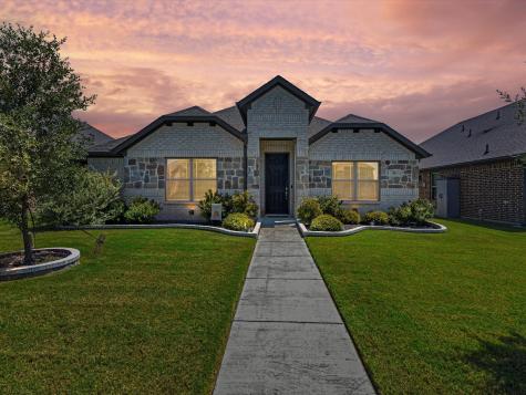 36 River Oaks Boulevard Waxahachie TX 75165